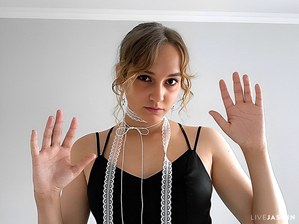 AdeleMoone LiveJasmin cam profile image