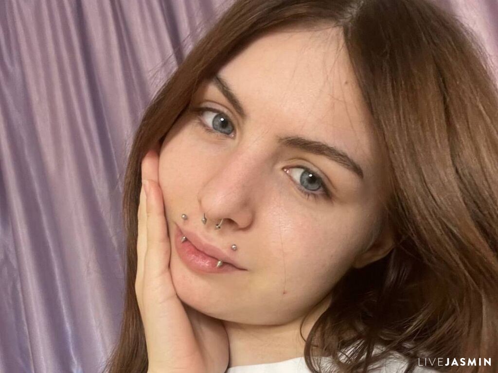 Browse AftonGathright live chat profile