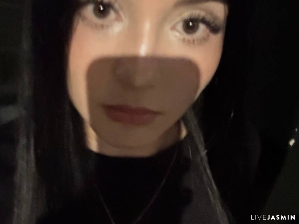 Cam girl profile image for AlettaFlorence