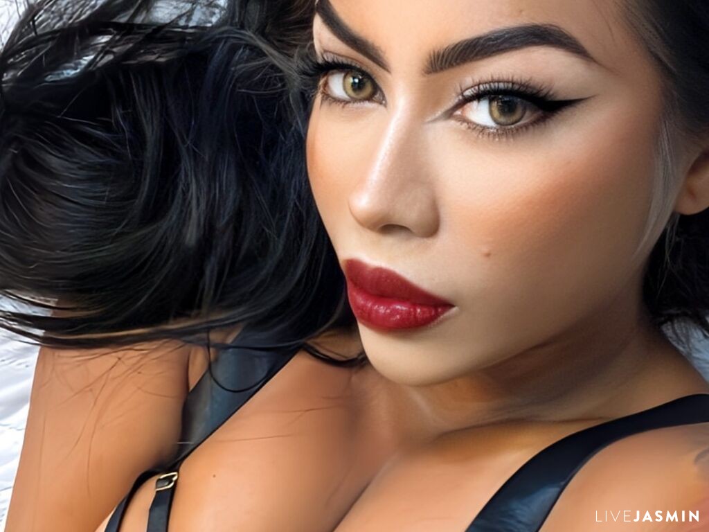 Browse AlexaJonesVinett live chat profile