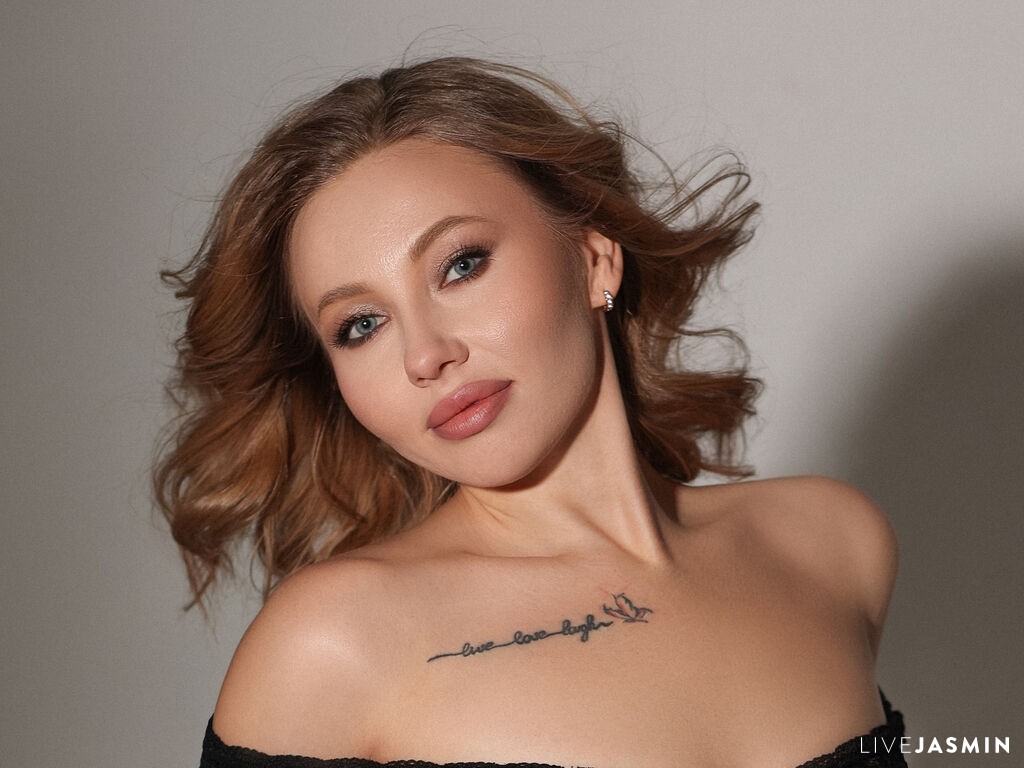 AlicePicasso model profile and live status