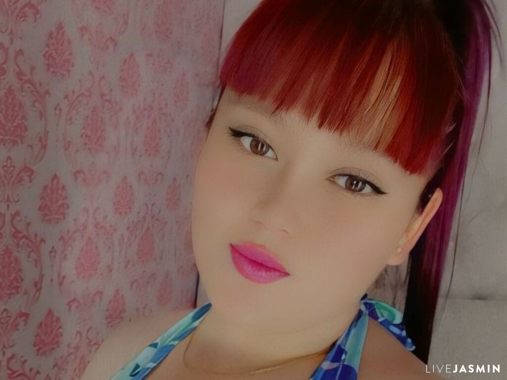 View AlissonThomp live cam profile