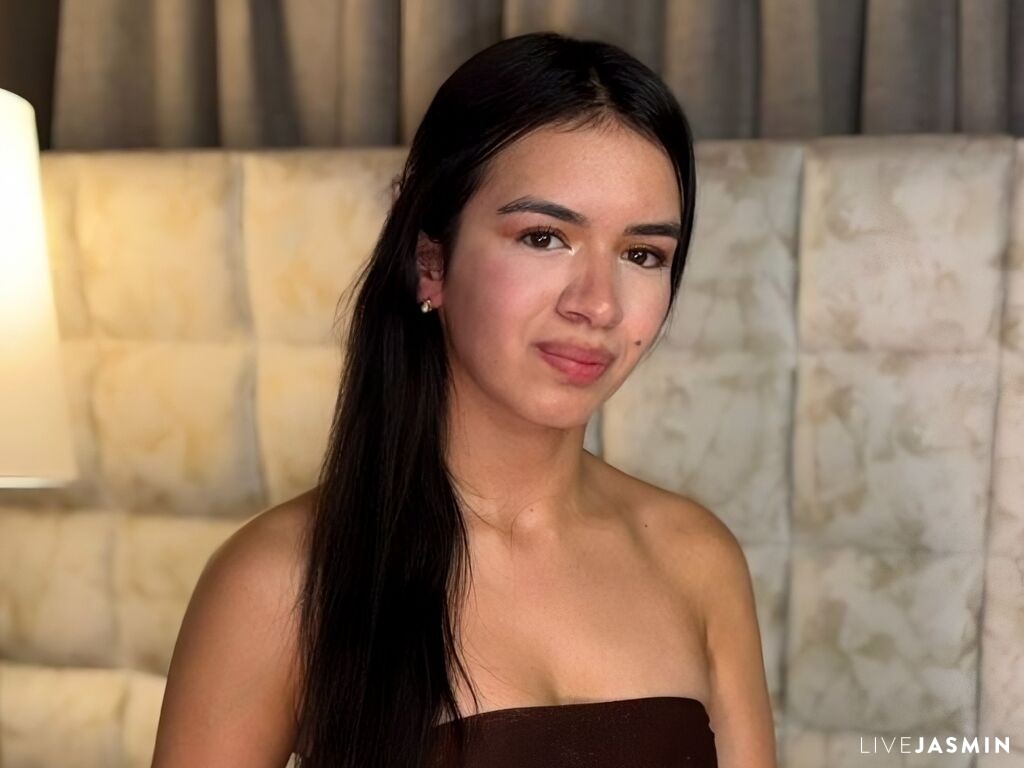 Profile photo for AmaraVelle