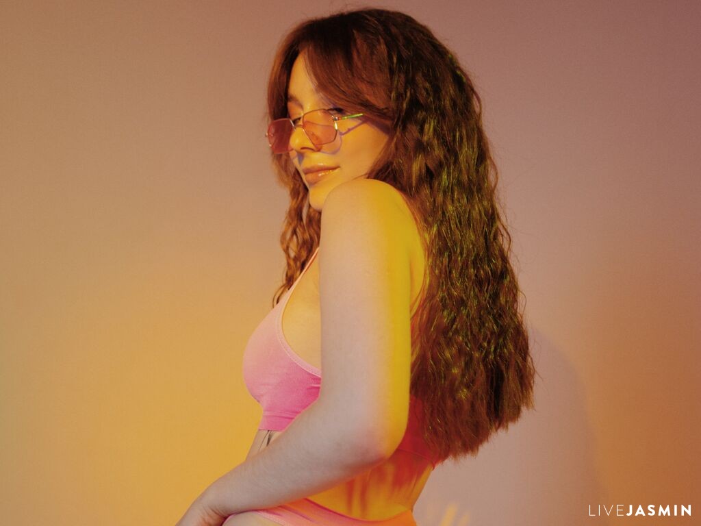 Cam girl profile image for AmberBurny