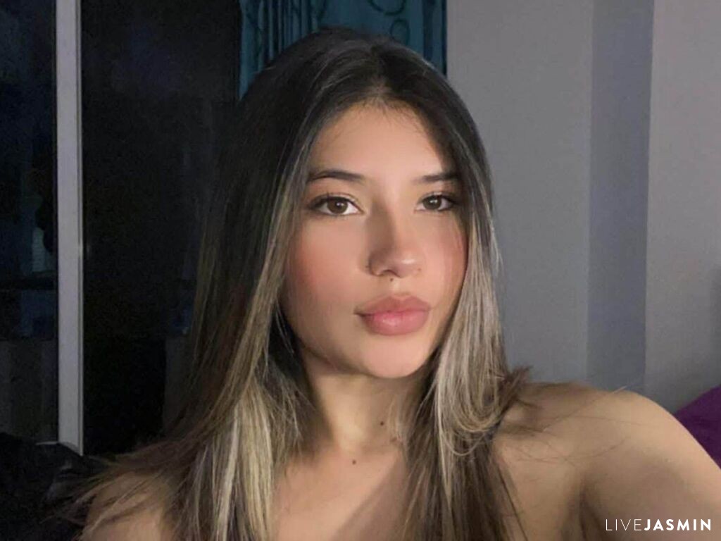 Cam girl profile image for AmberElisa