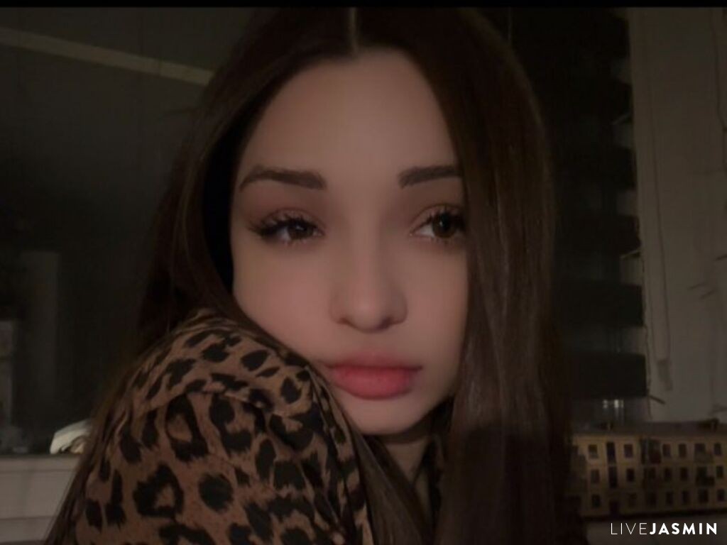Cam girl profile image for AngelesFaircloth