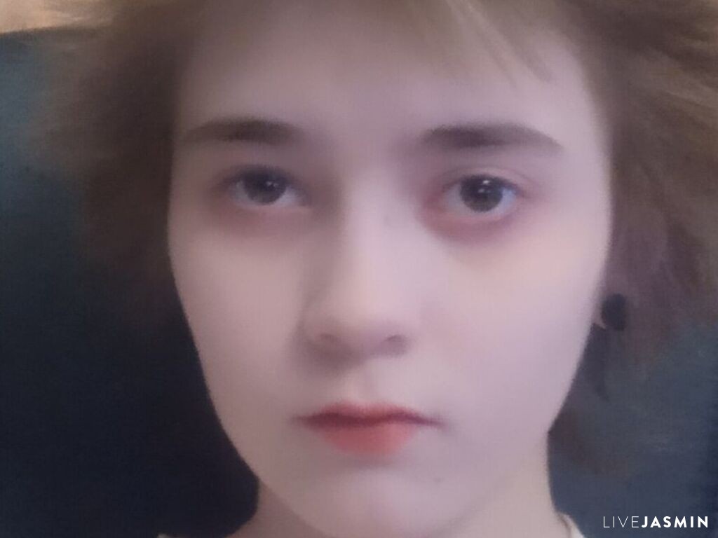 AngilaMallas model profile and live status