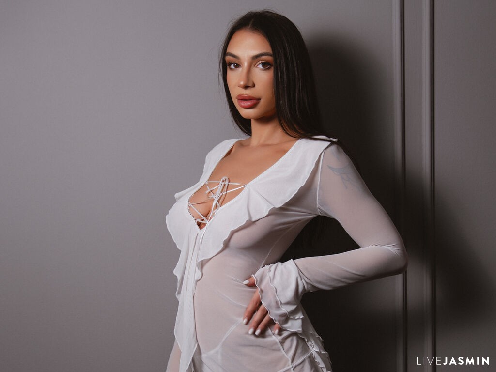 View AnisaPalmer live cam profile