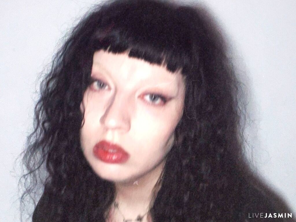 Profile photo for AnnaDark