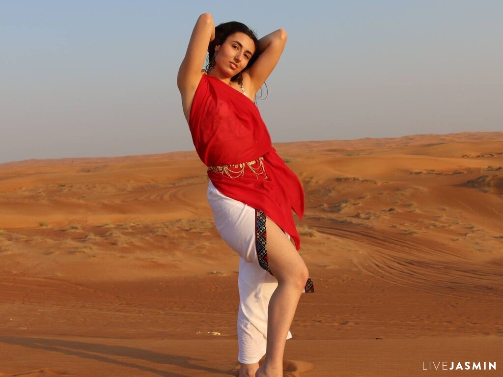 ArianneGalindo LiveJasmin model profile
