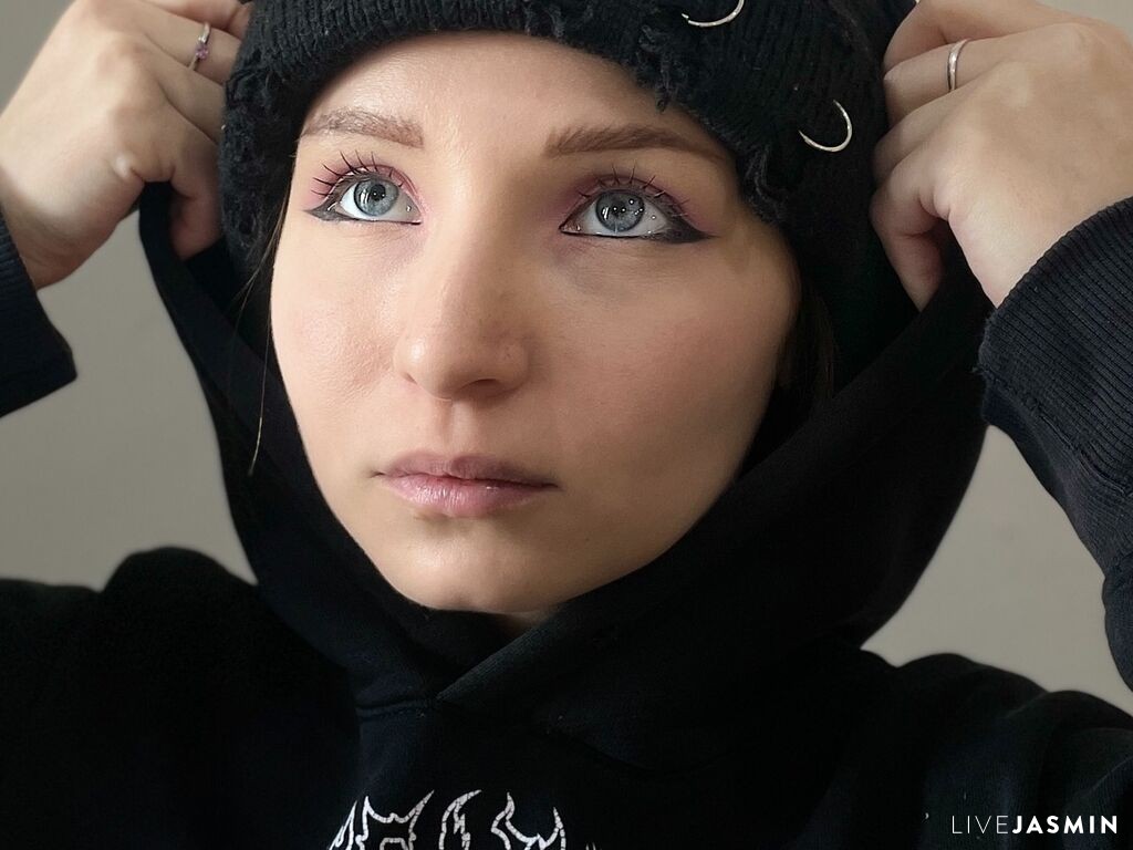 Profile photo for ArieAravjo