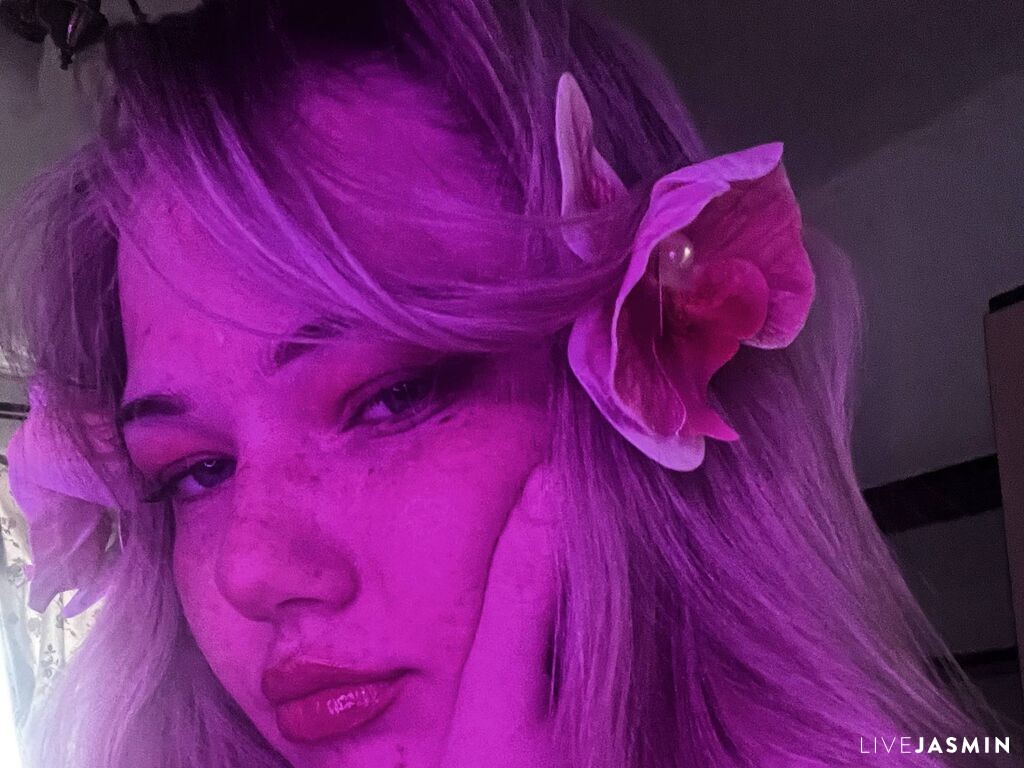 AshleaSenerchia model preview
