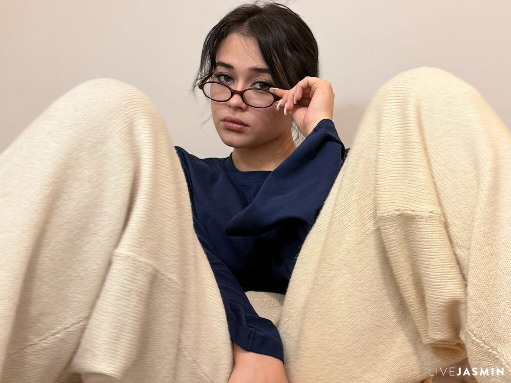 Profile photo for AshleyHaze