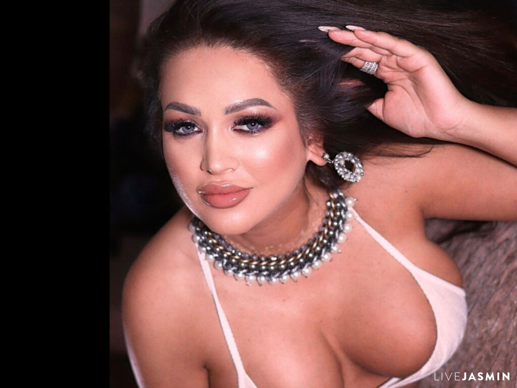 Live cam profile for AssyaLorra