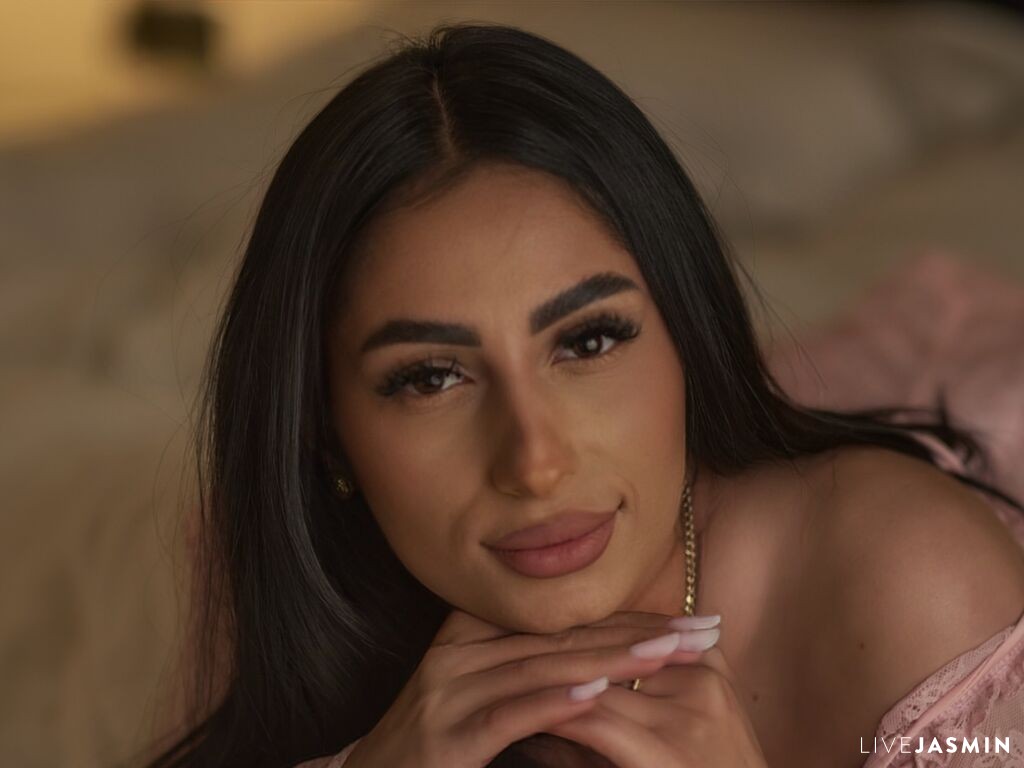 Profile photo for AvaLynn