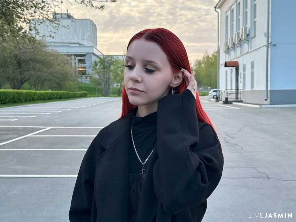 Browse BeataSantisteban live chat profile