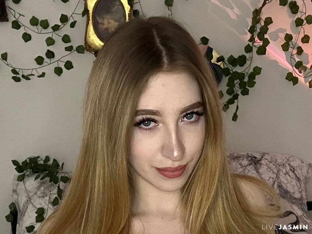 Profile photo for BellaBrosk