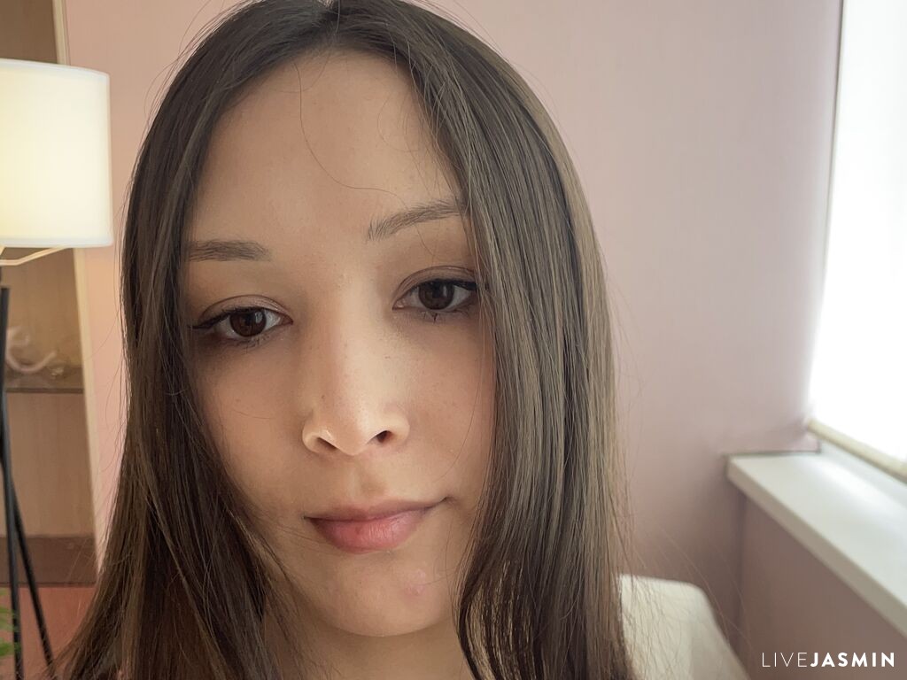 BellaRomanov LiveJasmin cam profile image