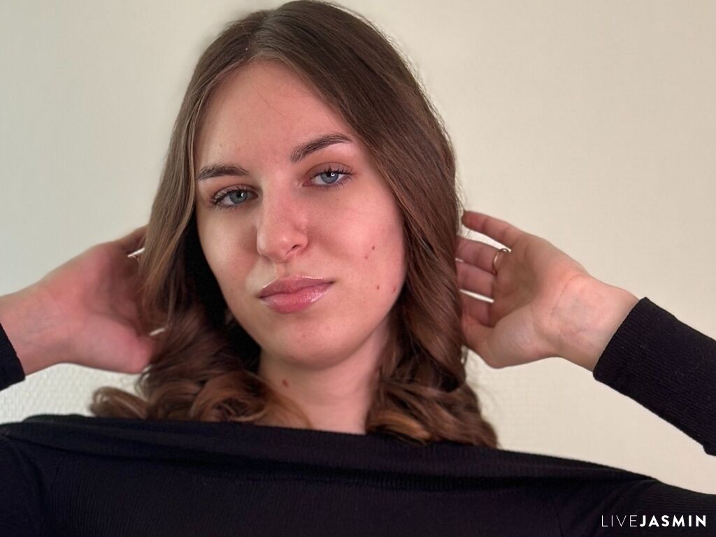 BessZunich model profile and live status
