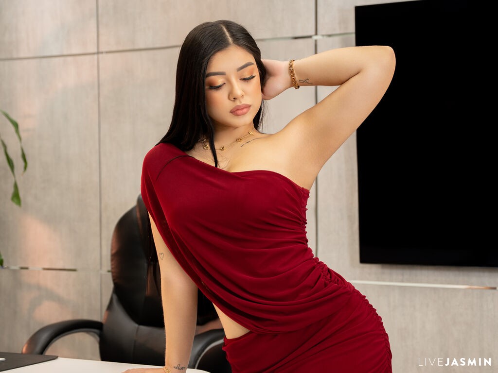 Profile photo for BrunaPalmer