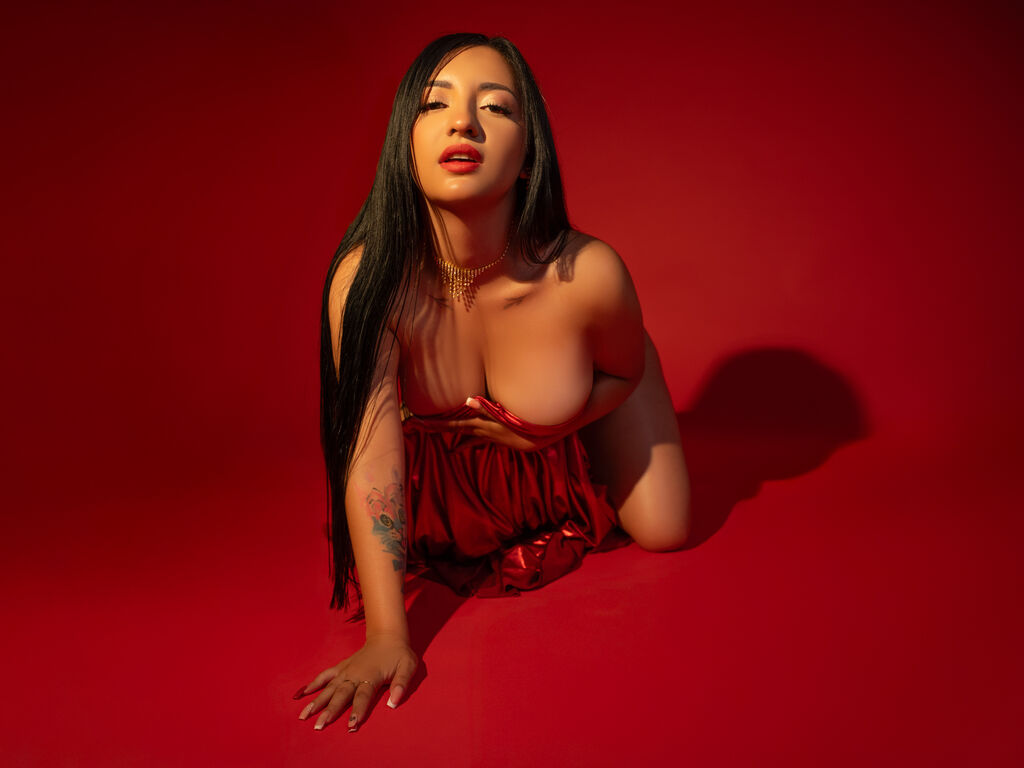 Profile photo for CamilaCarvallo