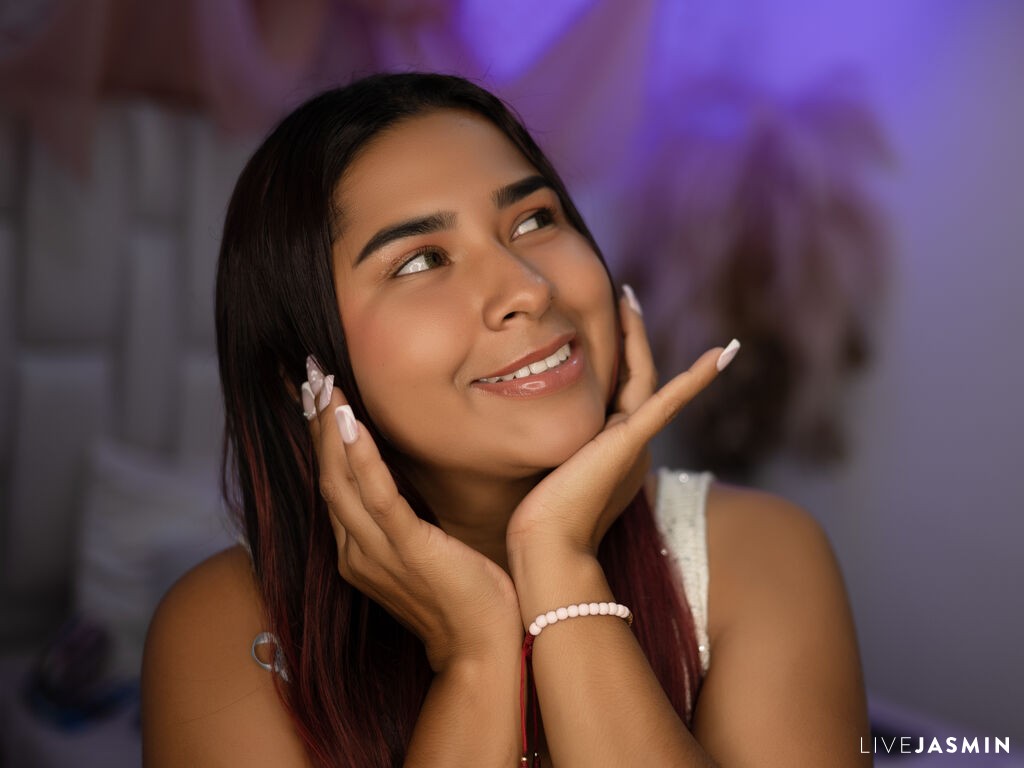 CataleyaDevis LiveJasmin model profile
