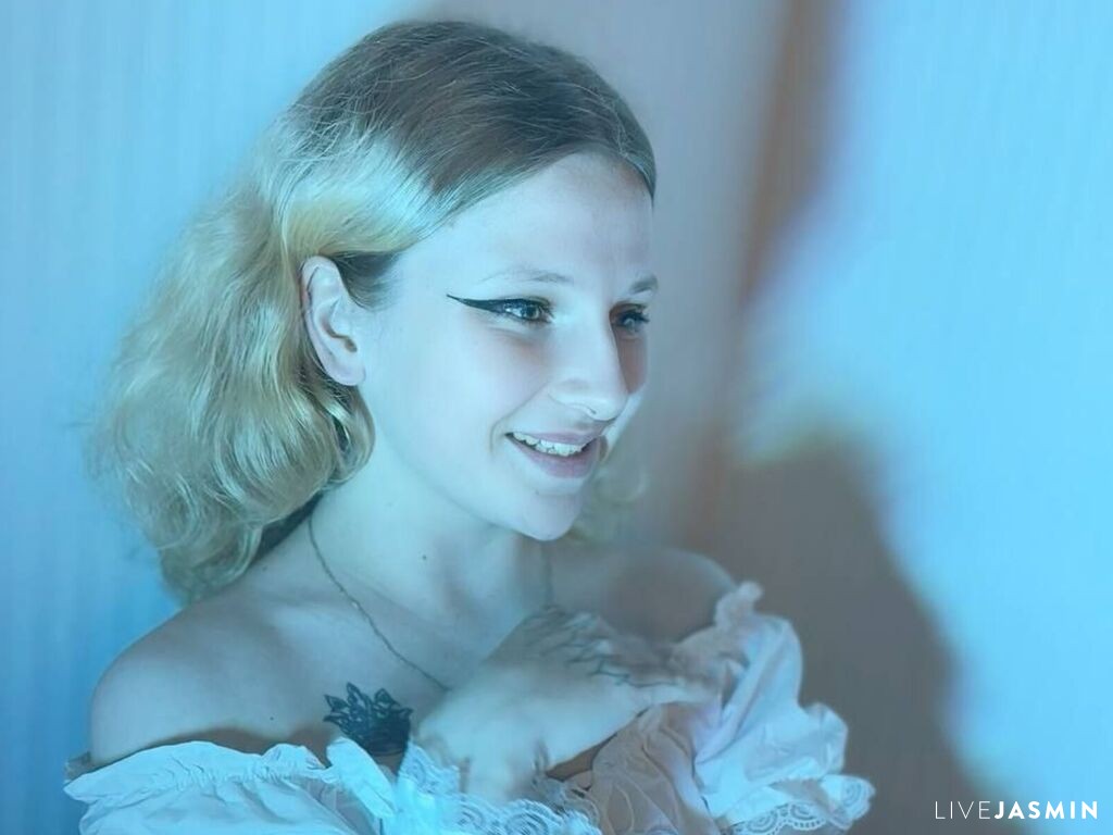 Profile photo for CelesteForman