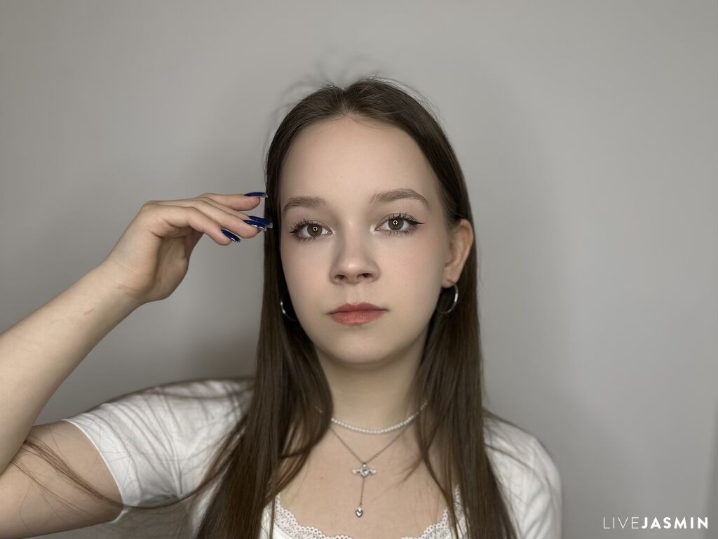 CharleneAplin live cam girl profile