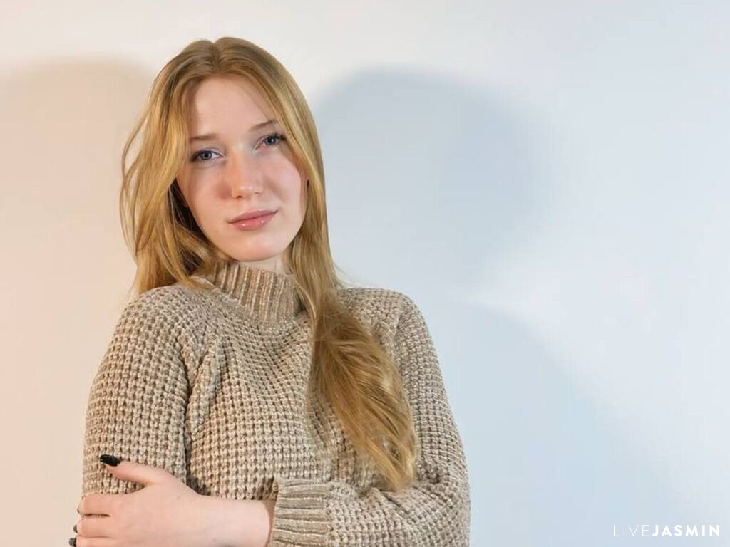 CoreenShimkus live cam girl profile