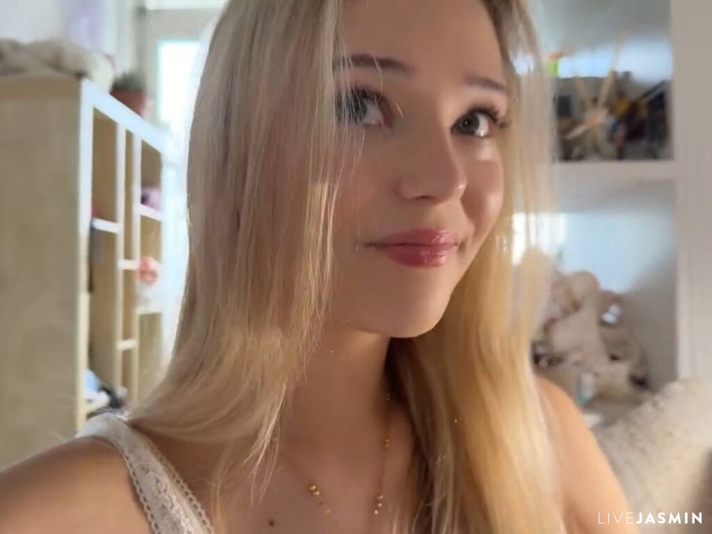 Profile photo for CoreneSandavol