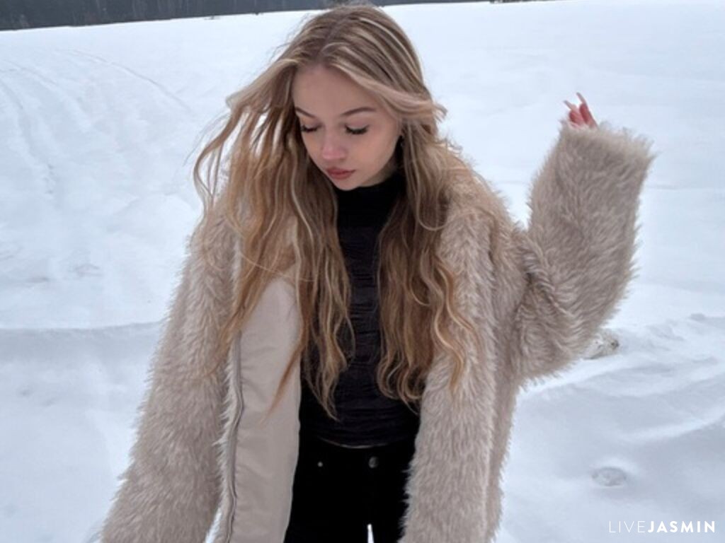 Cam girl profile image for CreolaSpang