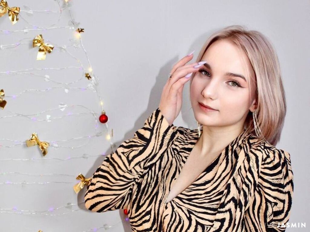 CrystalBacak LiveJasmin cam profile image
