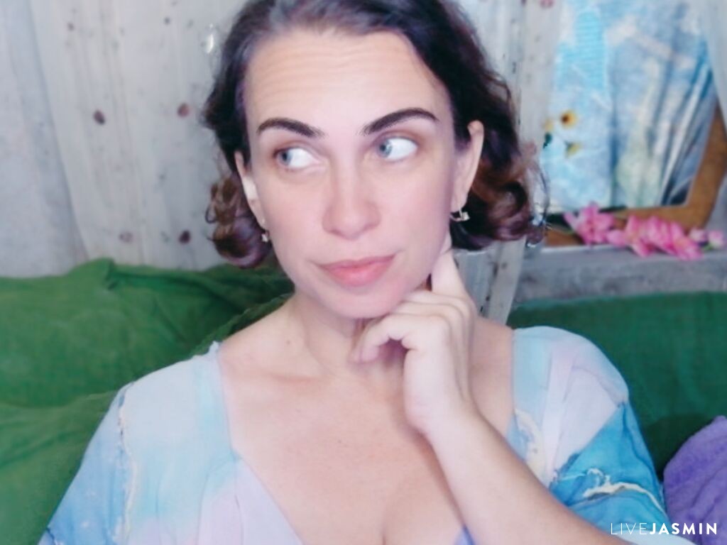 Cam girl profile image for DaishaSweet