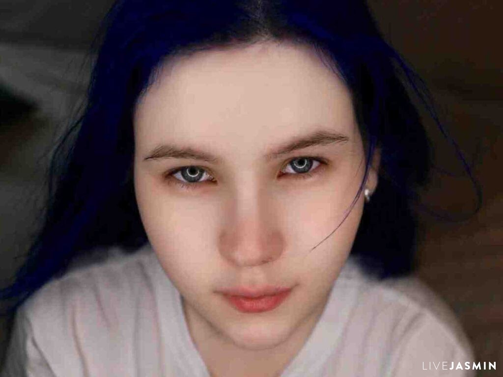 Browse DeidreSarin live chat profile