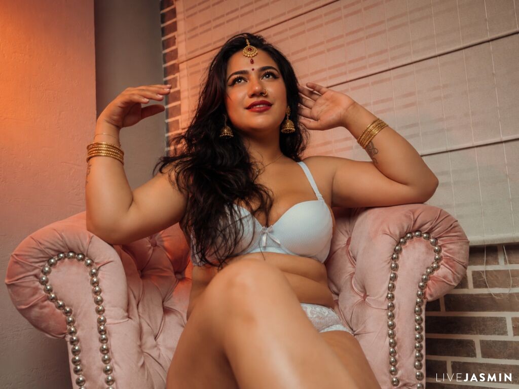 Profile photo for EllieKamper