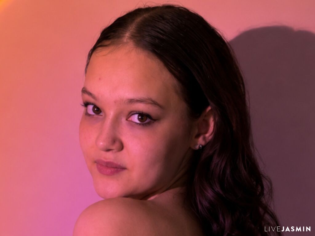 ElvieTalboti model profile and live status