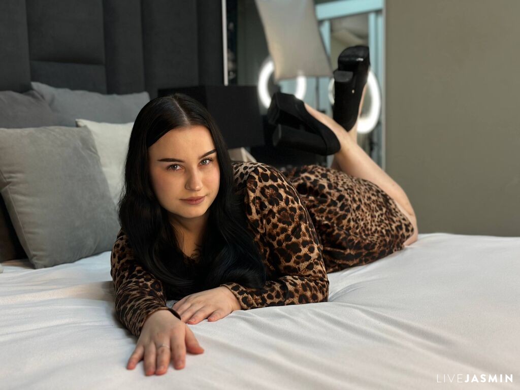 View EmiliVilson live cam profile