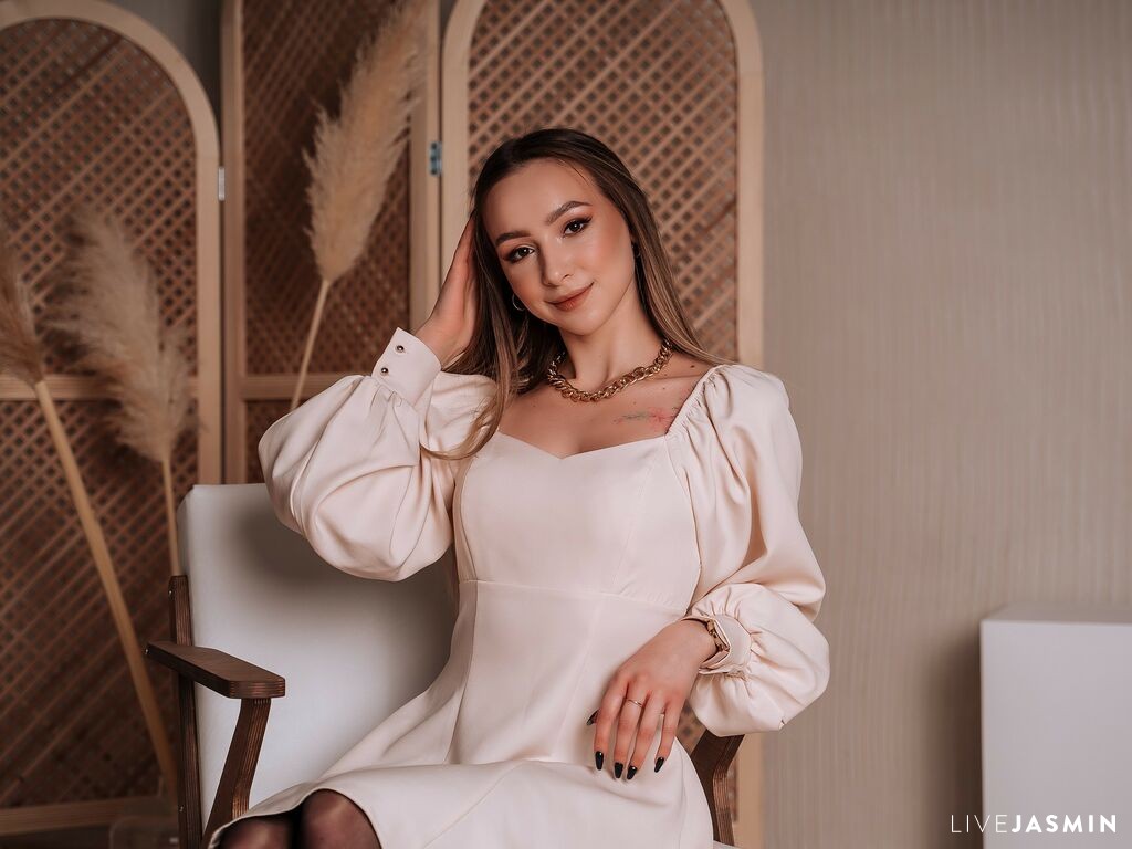 Profile photo for EmilySimon