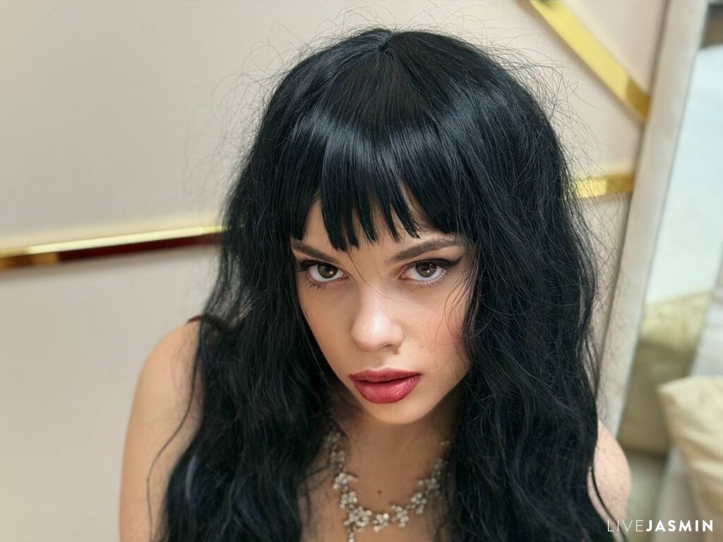 ErikaBradley live cam girl profile