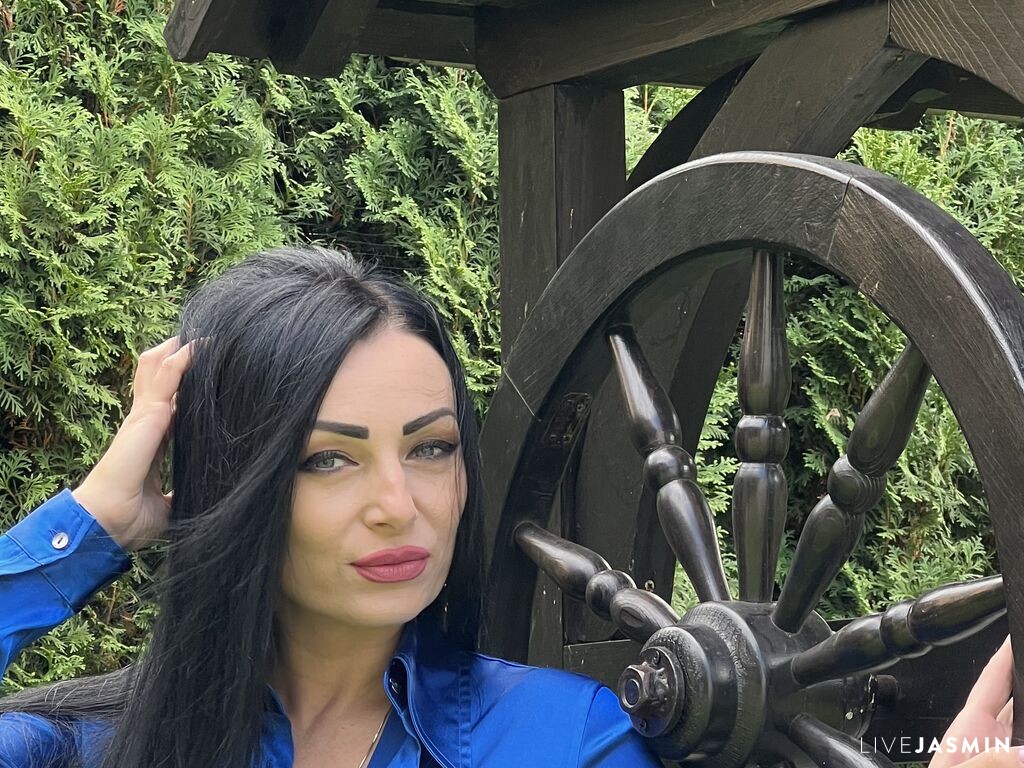 Cam girl profile image for ErikaStill