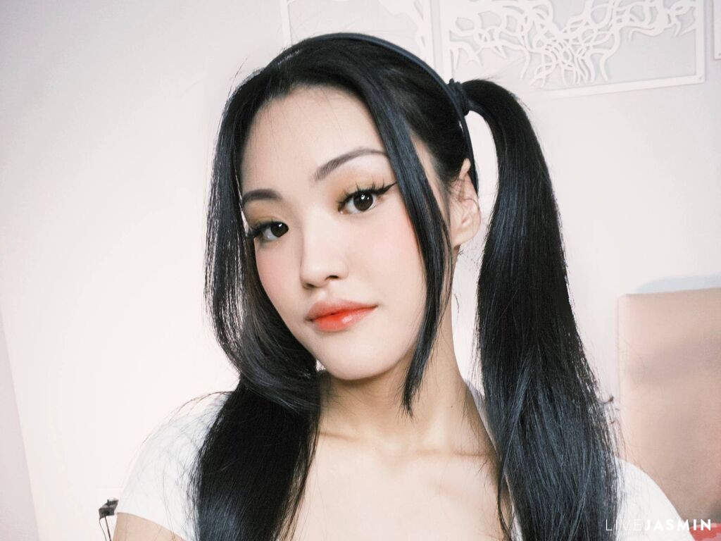 Profile photo for EugeniaClem