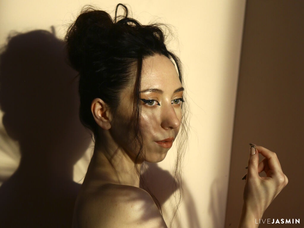EvaCreek LiveJasmin cam profile image