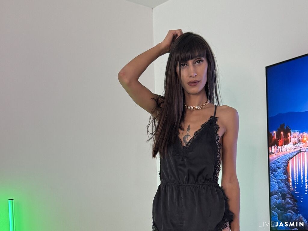 Live cam profile for EvaWilds