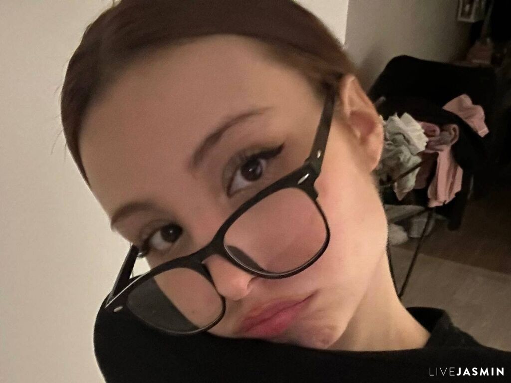 FranciscaRamerez model profile and live status