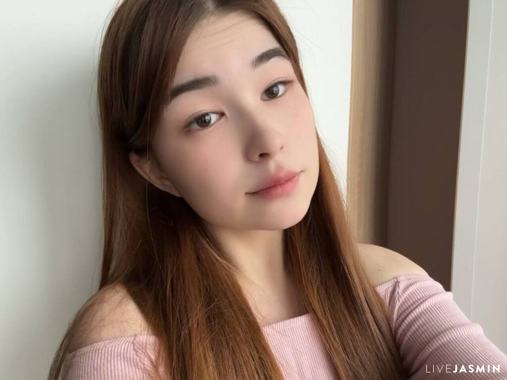 View GentleTina live cam profile
