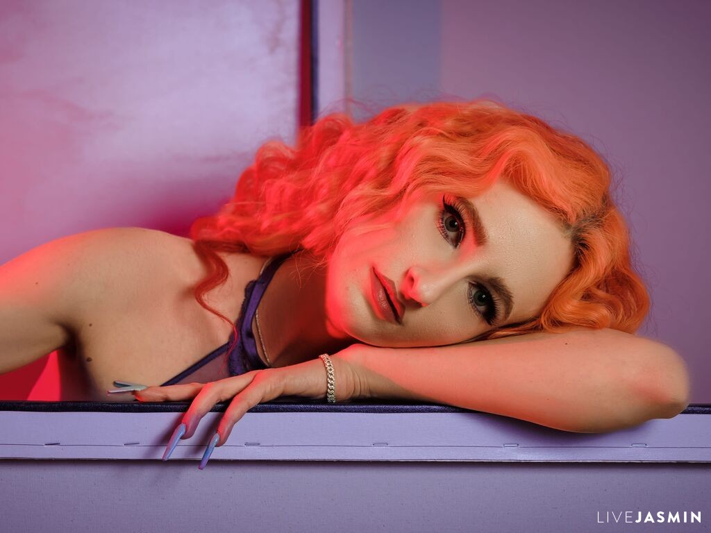 Cam girl profile image for IreliaZyra