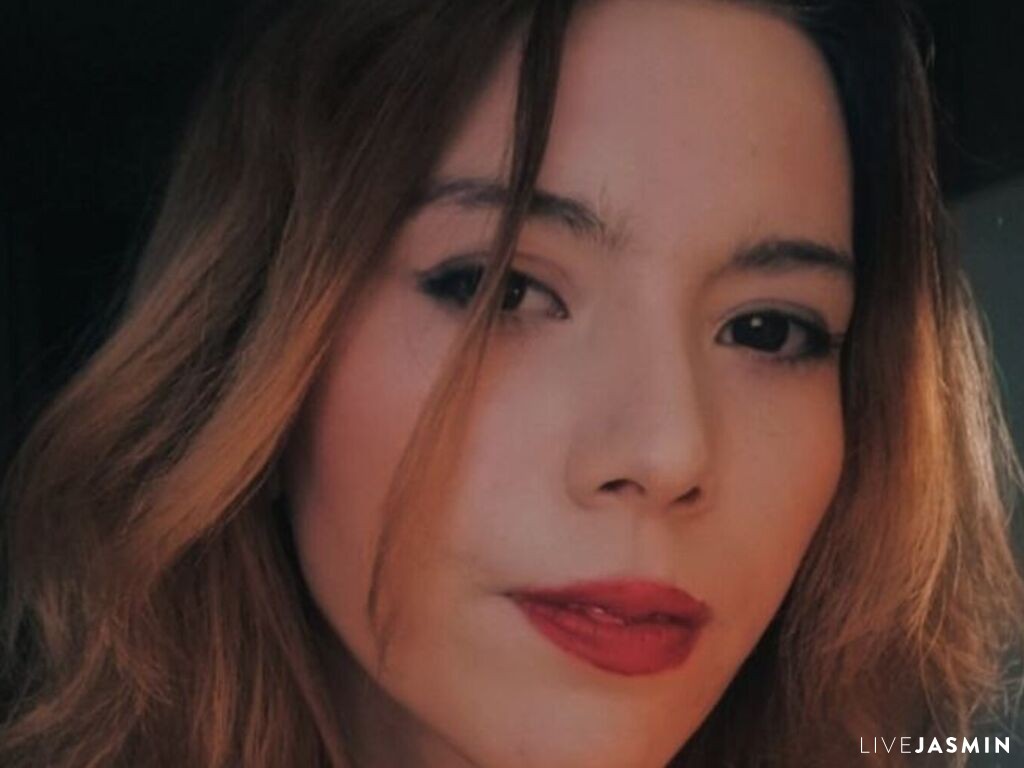 IrinaDemetro model profile and live status