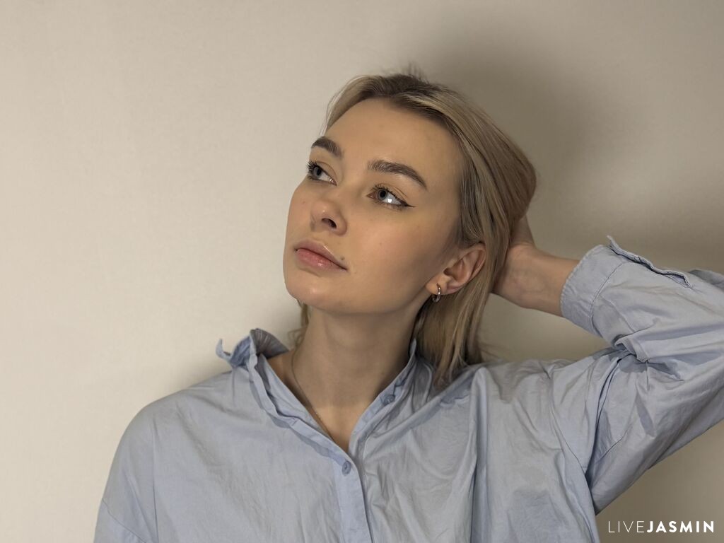 Profile photo for IsauraBranseum