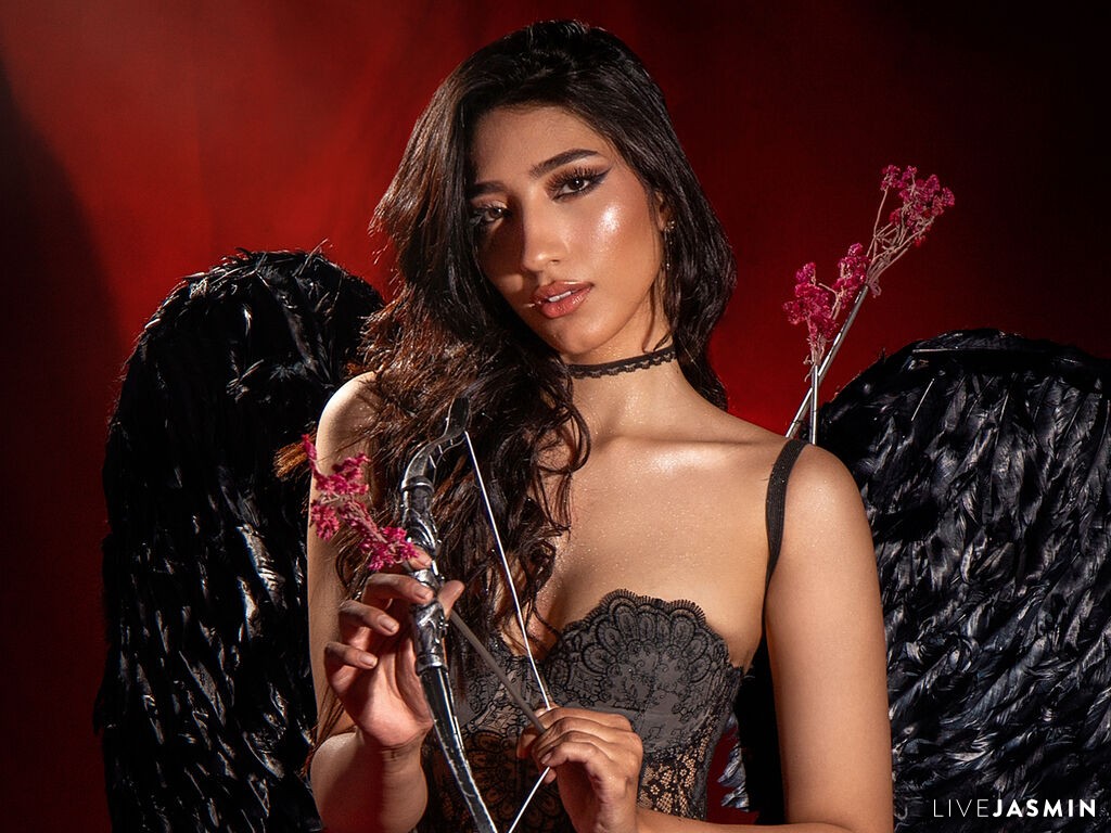 IvannaGrace model profile and live status