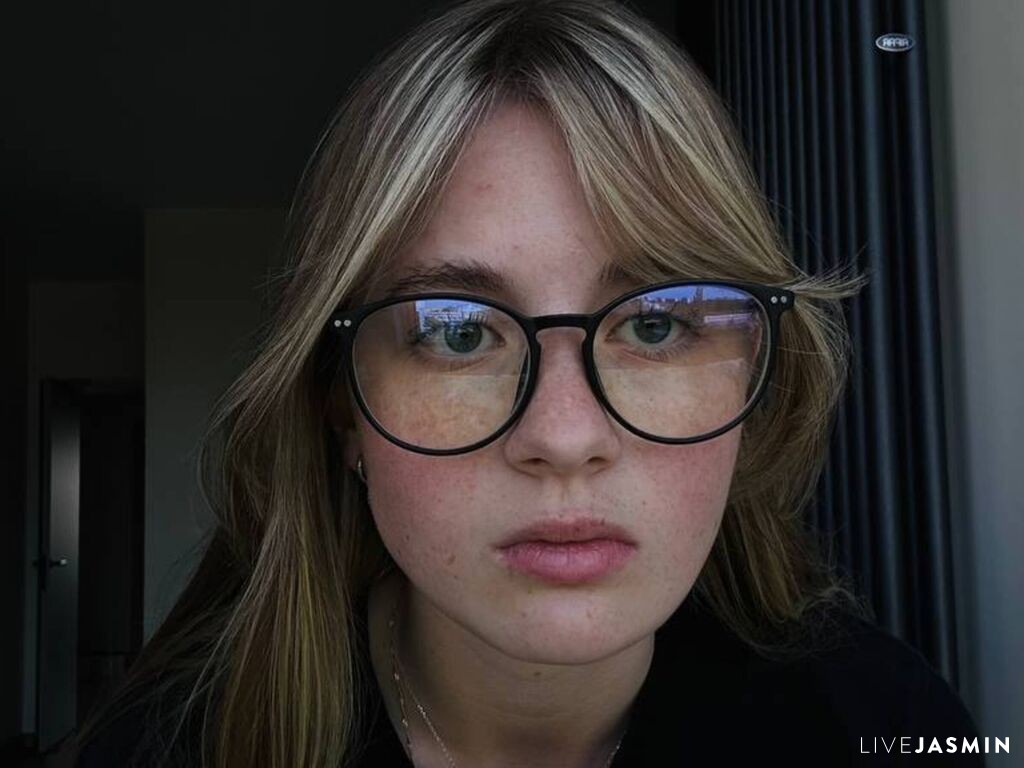 JacelynAmenta LiveJasmin model profile